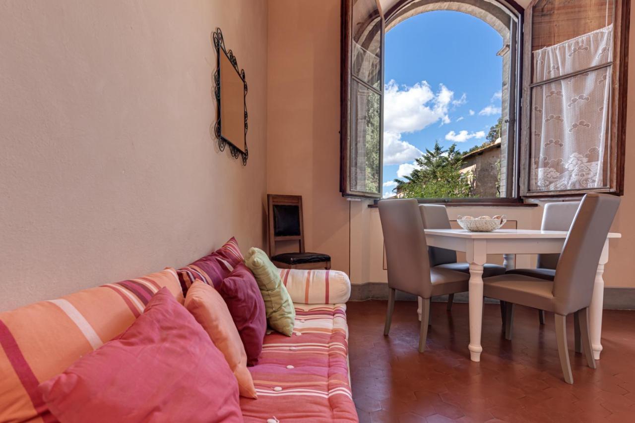 Appartamenti Villa Mascagni Вольтерра Екстер'єр фото